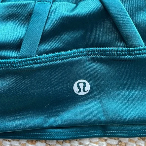 NEW Lululemon Energy Longline Bra *Medium Support, B-D Cups Foil
Storm Teal - Picture 5 of 6
